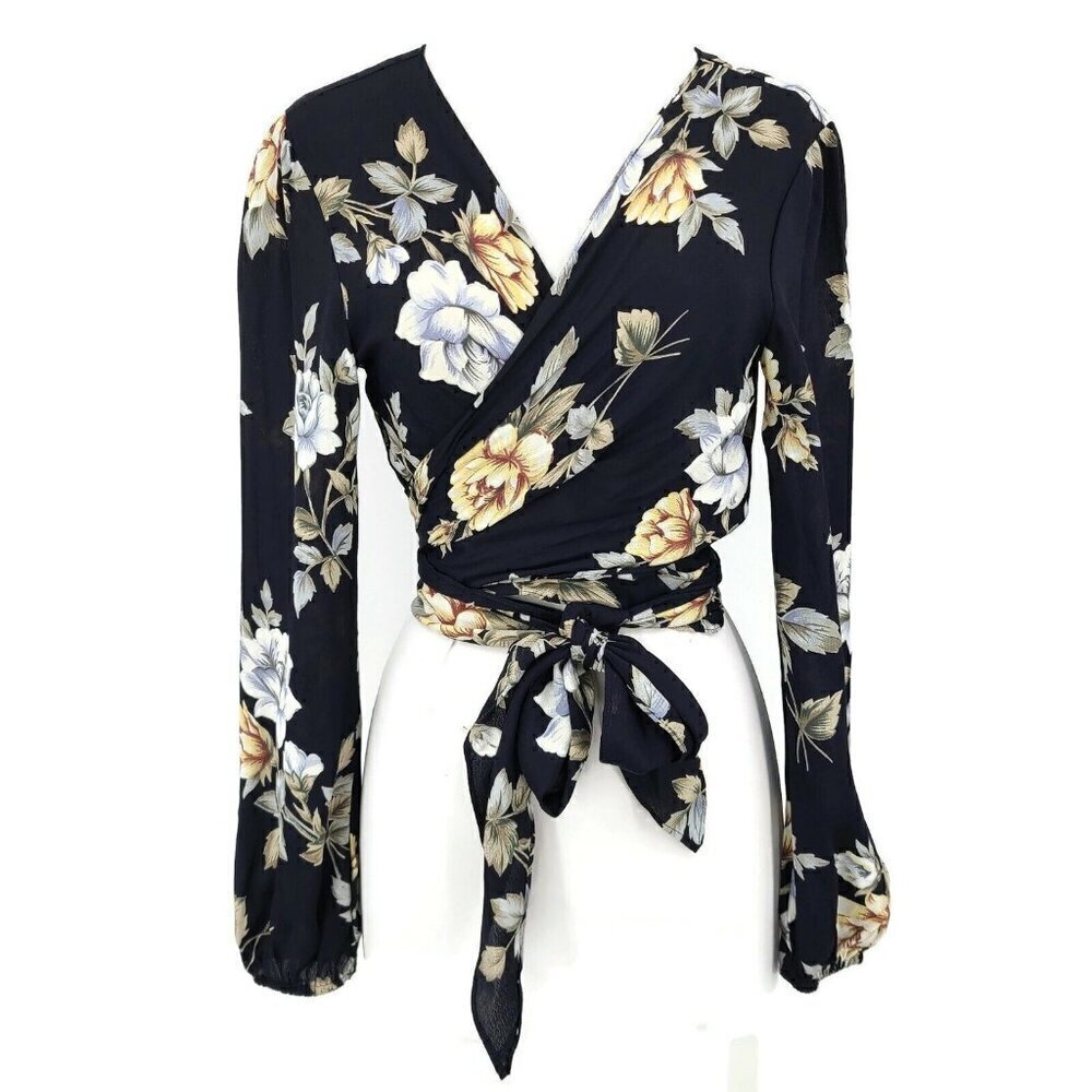 New Flynn Skye Thats A Wrap Crop Top Womens L Black Cream Floral